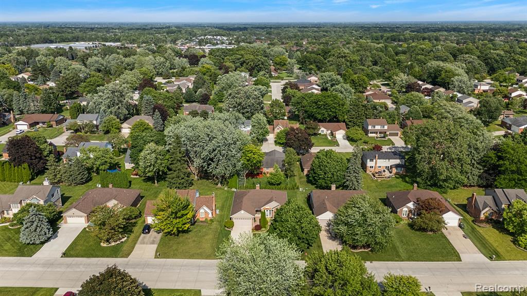 2093 Cumberland Road Rochester Hills, MI 48307 - Photo 53 of 58