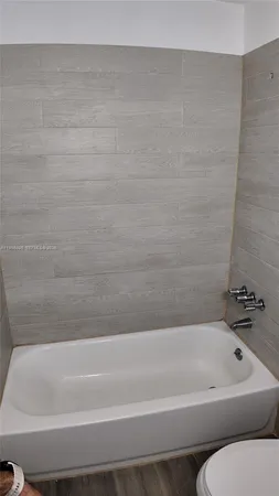 $2,260 | 11110 Southwest 196th Street, Unit 407, Cutler Bay, FL 33157