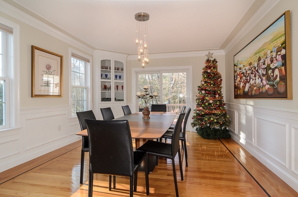 15 Bancroft Street Needham, MA 02492 - Photo 4 of 19 Gallery Image 4