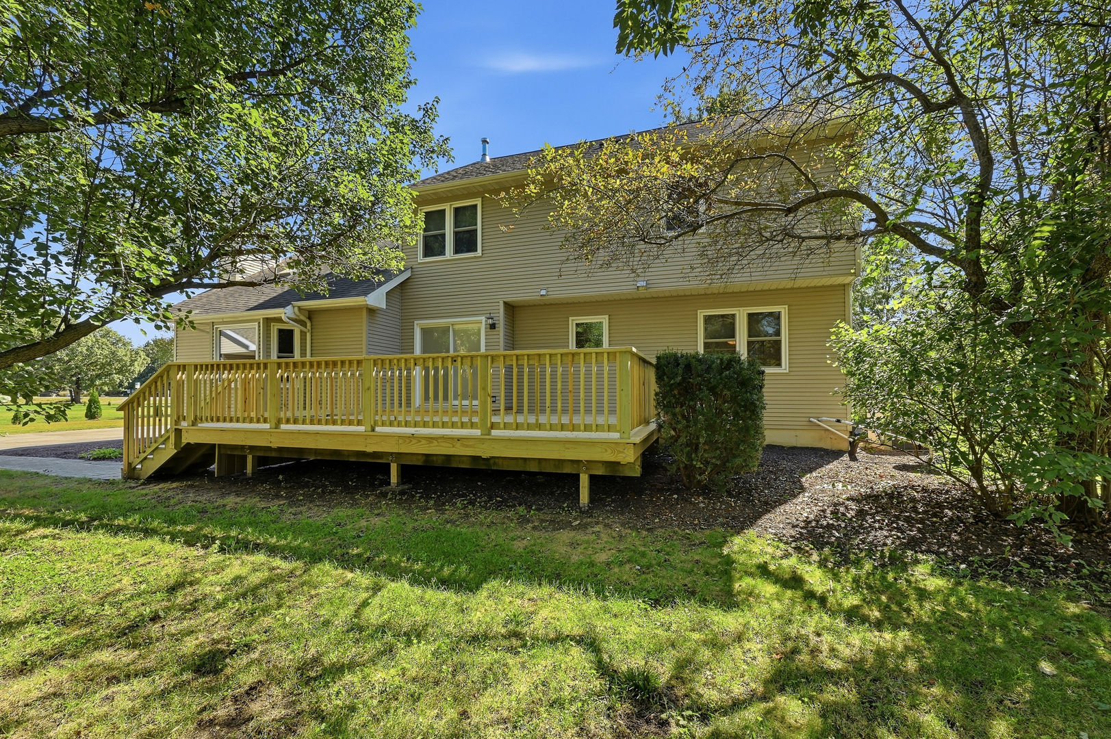 3429 Wolf Road Oswego, IL 60543 - Photo 12 of 46 Gallery Image 12