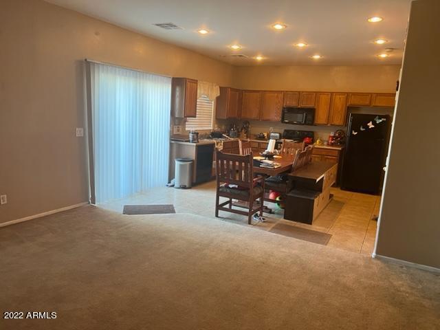 5011 South 6th Way Phoenix, AZ 85040 - Photo 6 of 21 thumbnail