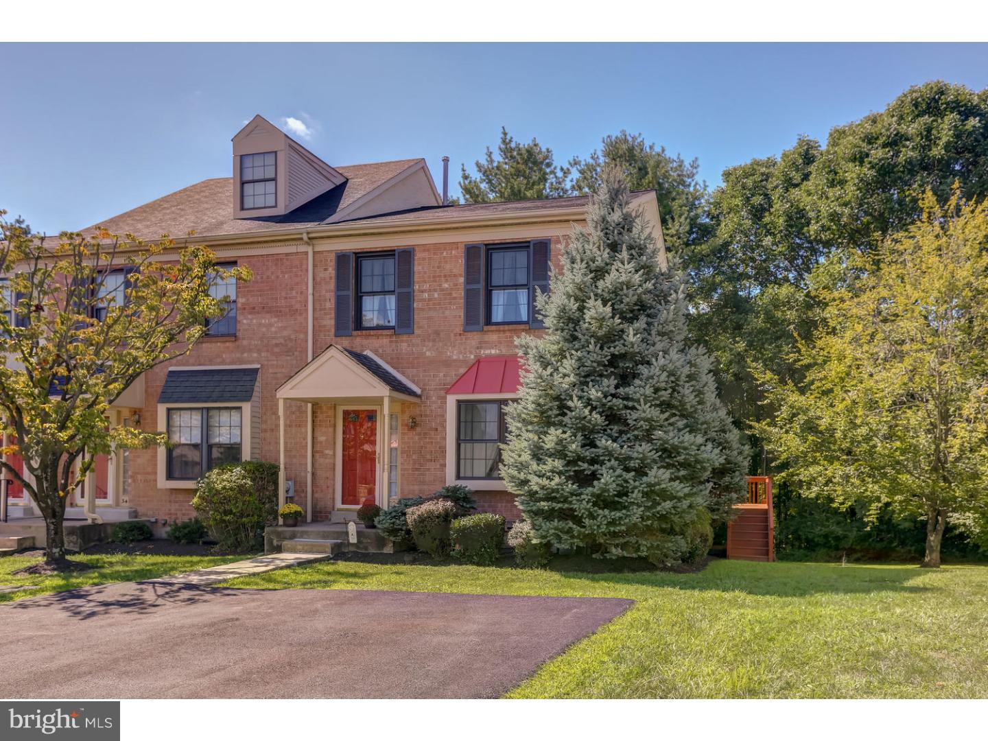 32 Ruth Road Brookhaven, PA 19015 - Photo 1 of 25 Exterior Front