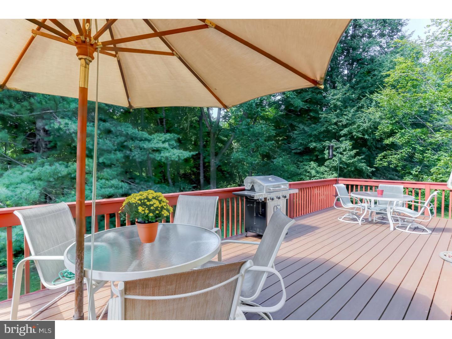 32 Ruth Road Brookhaven, PA 19015 - Photo 11 of 25 Deck