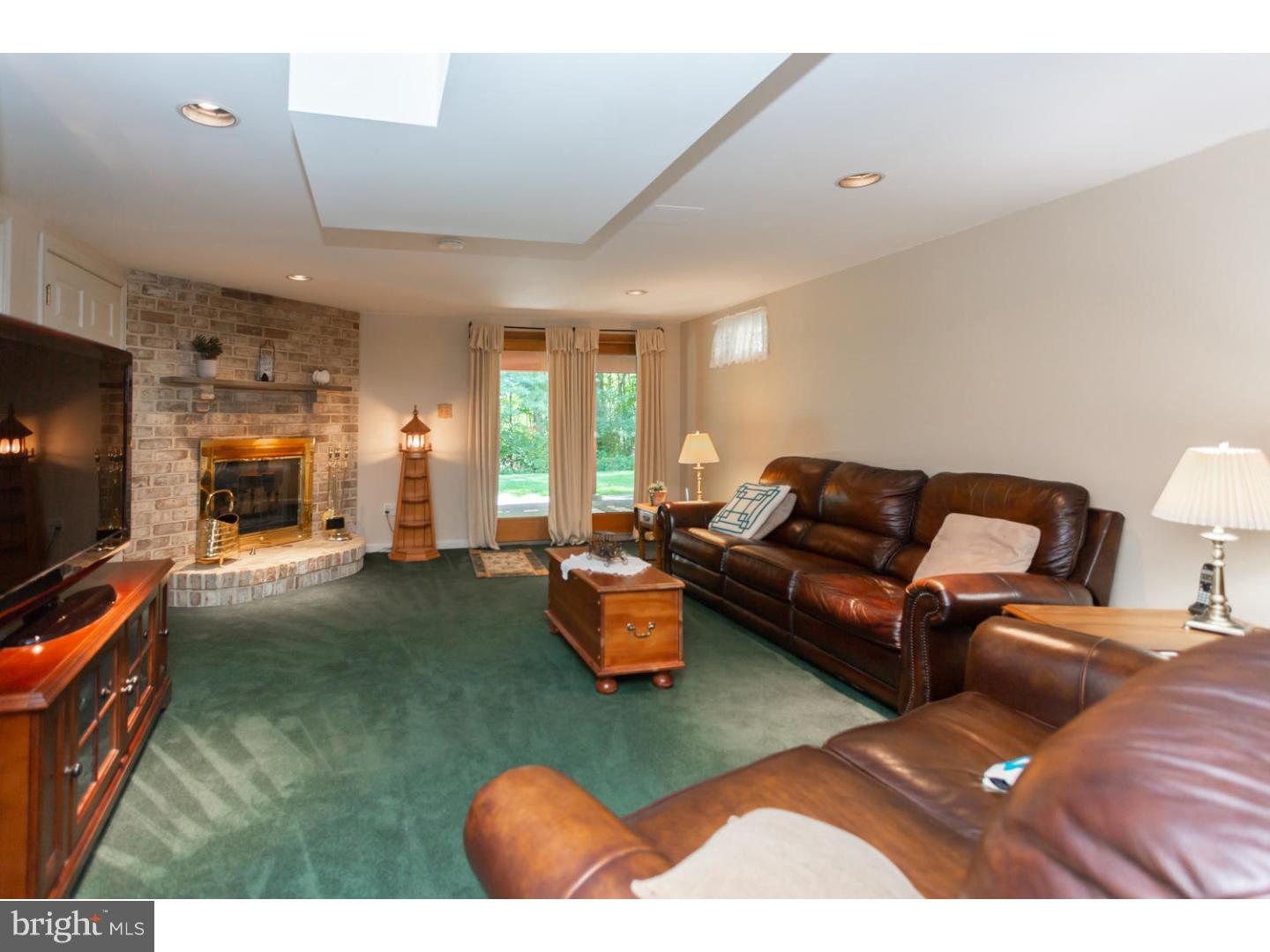 32 Ruth Road Brookhaven, PA 19015 - Photo 20 of 25 Family Room