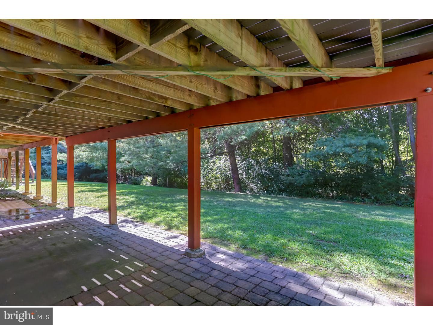 32 Ruth Road Brookhaven, PA 19015 - Photo 24 of 25 Patio