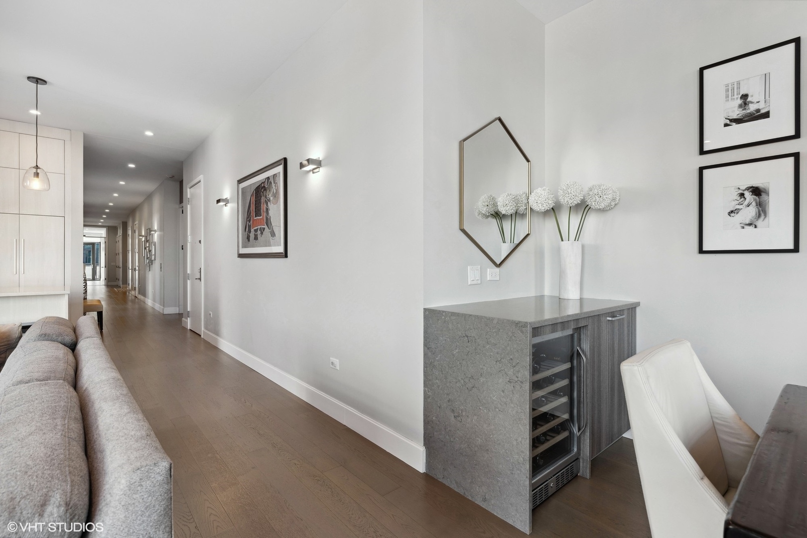 39 North Aberdeen Street, Unit PHN Chicago, IL 60607 - Photo 20 of 46 a view of a livingroom with furniture and a couch