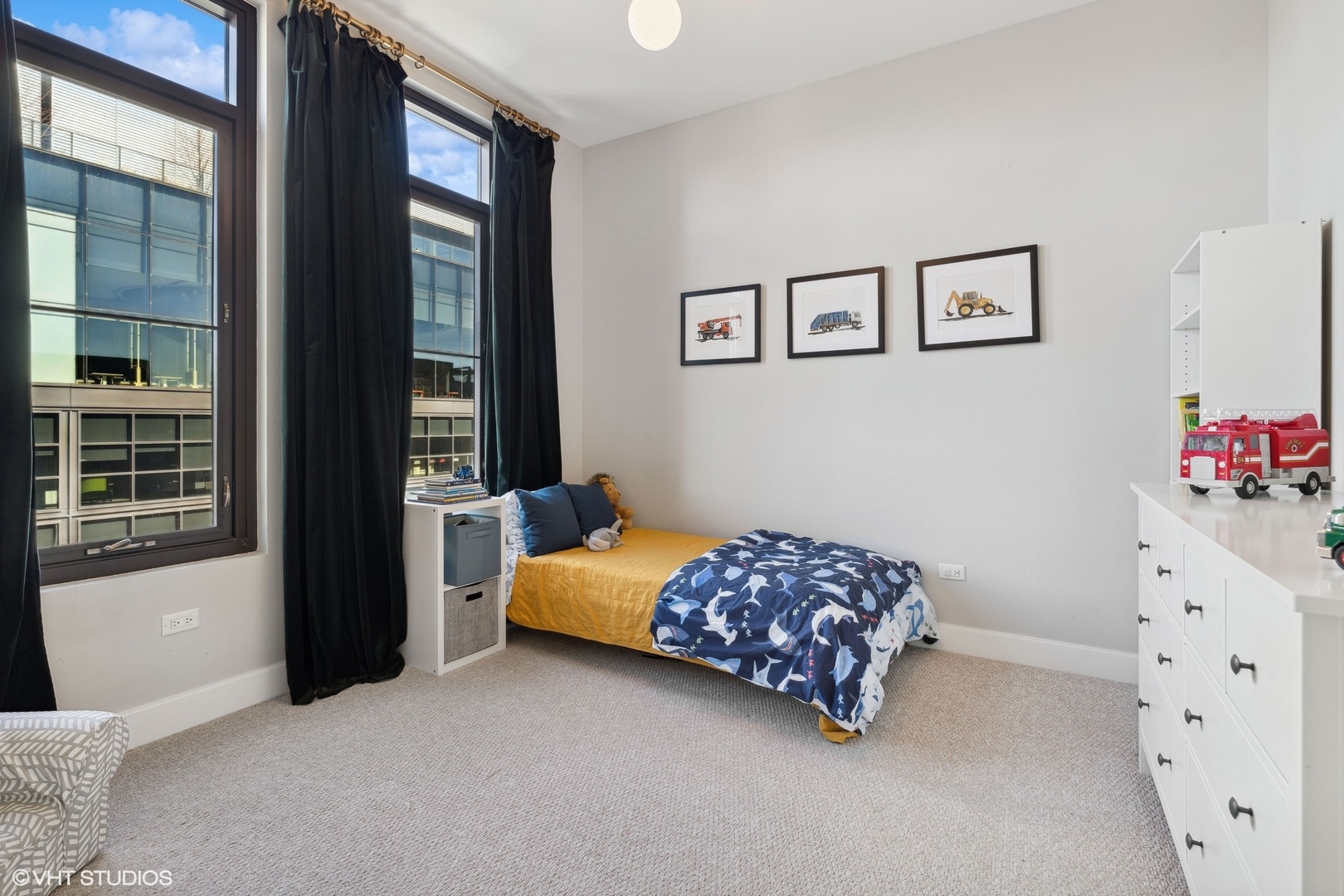 39 North Aberdeen Street, Unit PHN Chicago, IL 60607 - Photo 30 of 46 a bedroom with a bed and a window