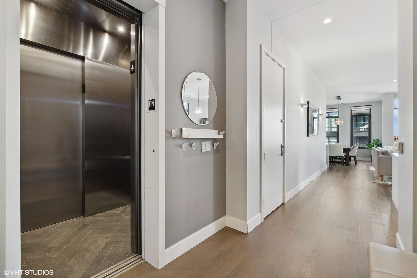 39 North Aberdeen Street, Unit PHN Chicago, IL 60607 - Photo 3 of 46