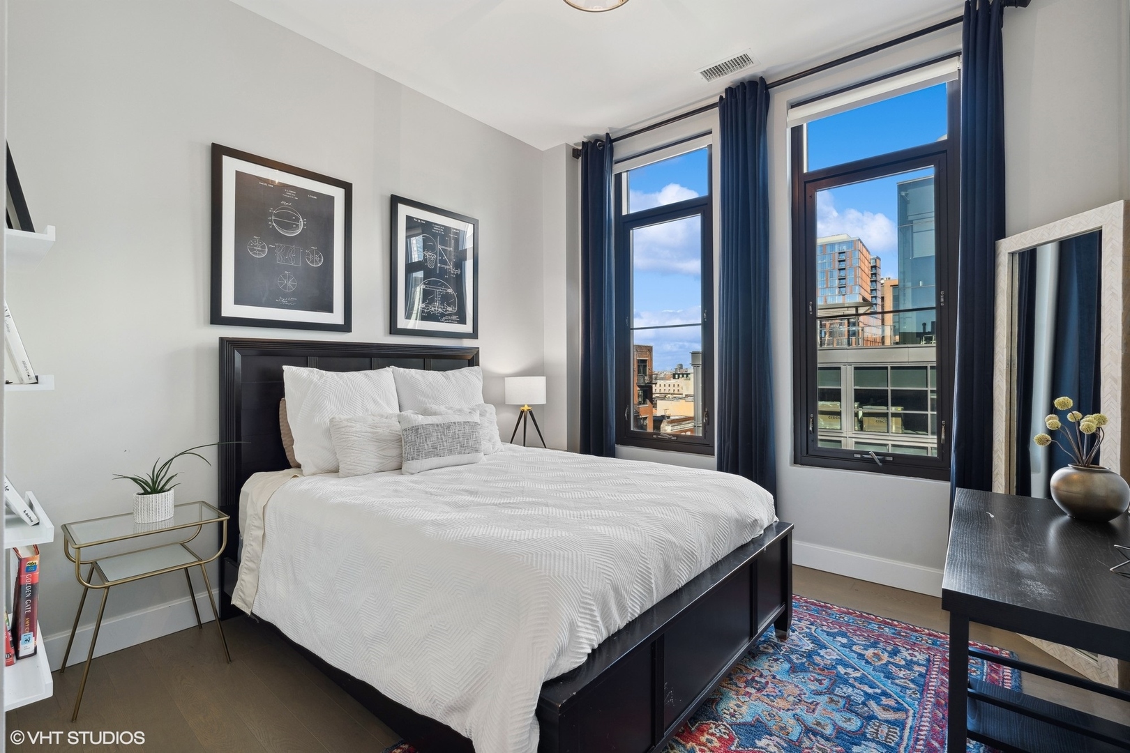 39 North Aberdeen Street, Unit PHN Chicago, IL 60607 - Photo 33 of 46 a bedroom with a large bed and a window