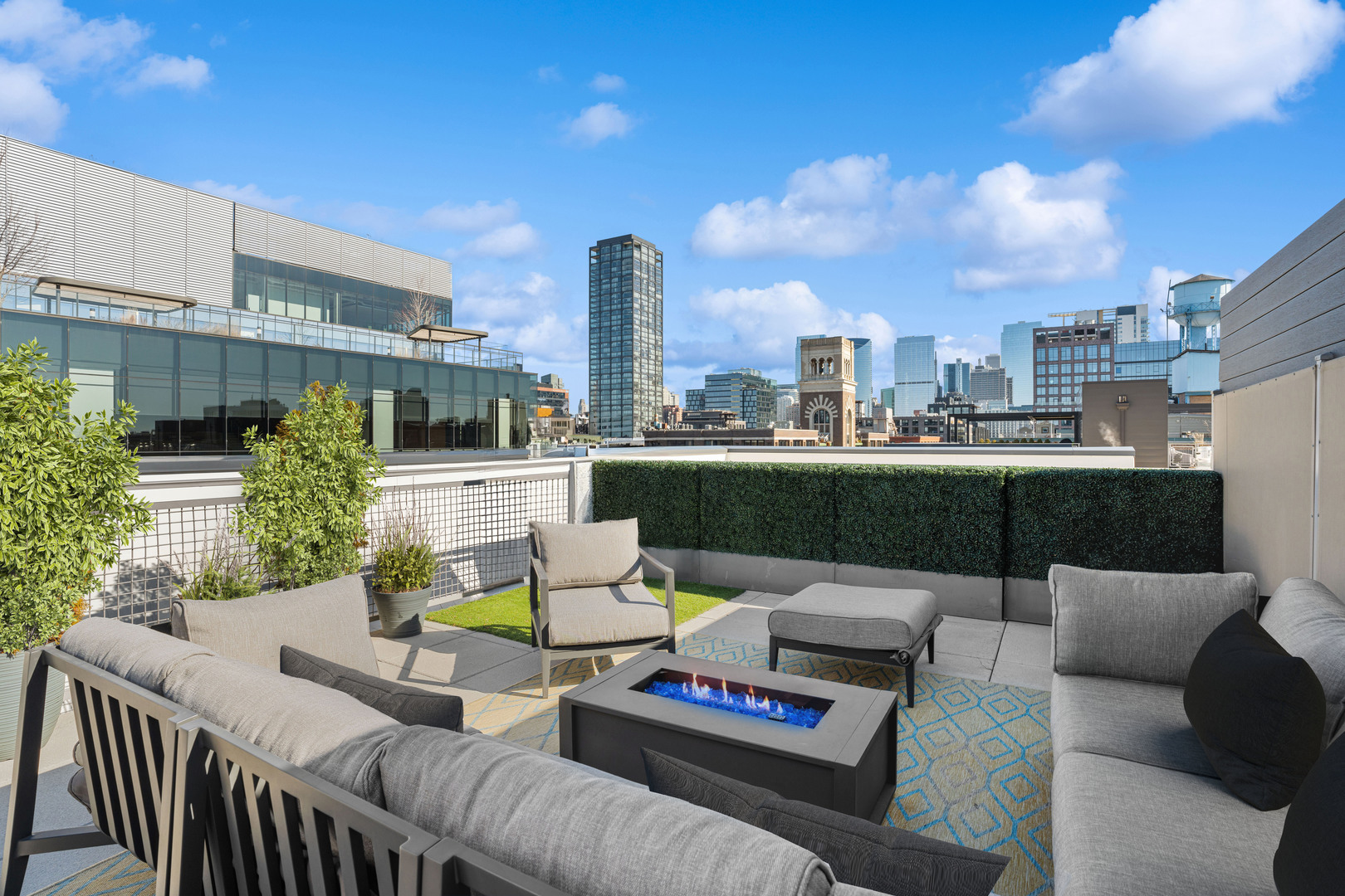 39 North Aberdeen Street, Unit PHN Chicago, IL 60607 - Photo 42 of 46 a view of a terrace with furniture