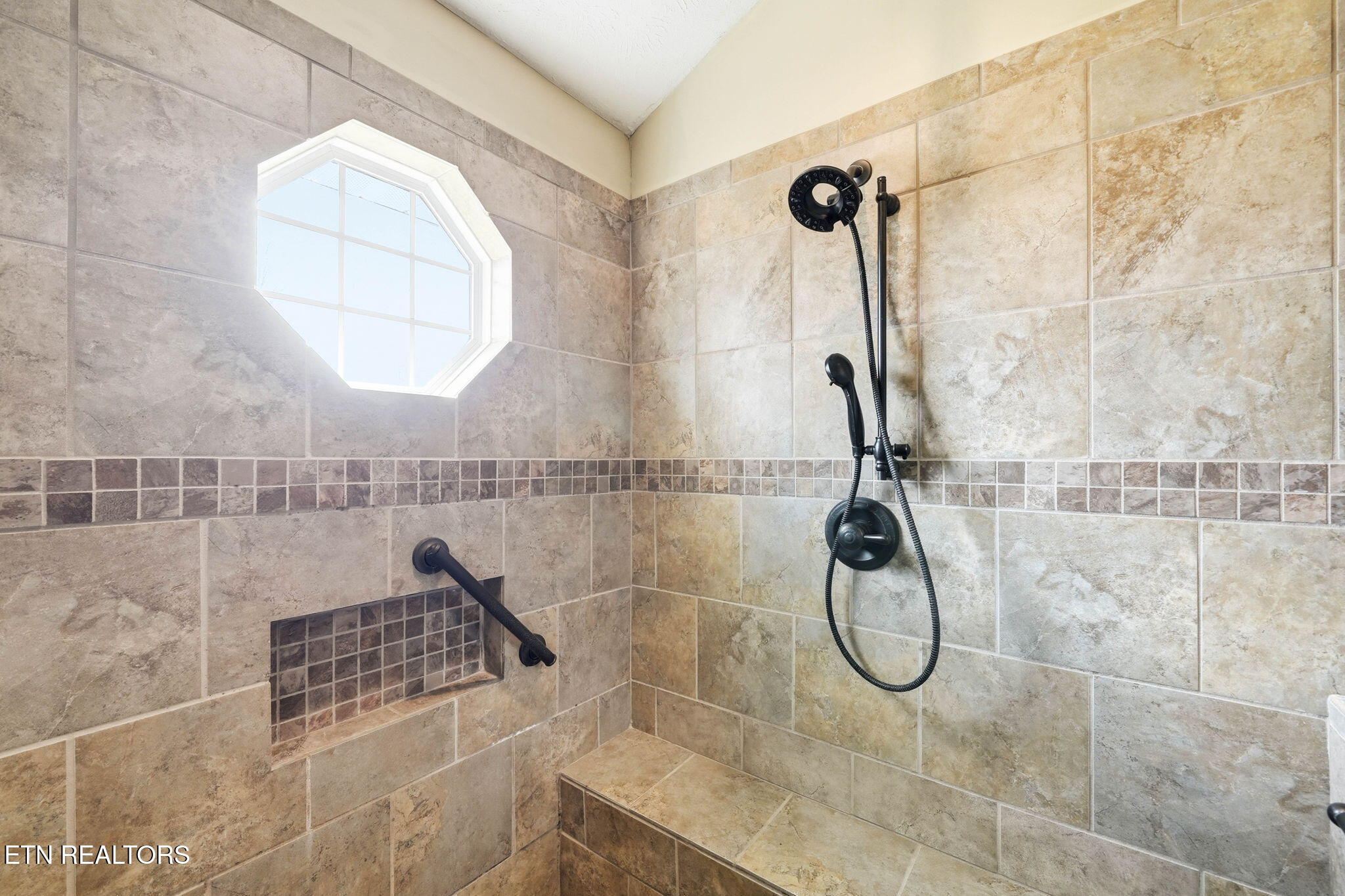 7418 Beavers Bend Lane Corryton, TN 37721 - Photo 17 of 33 Shower