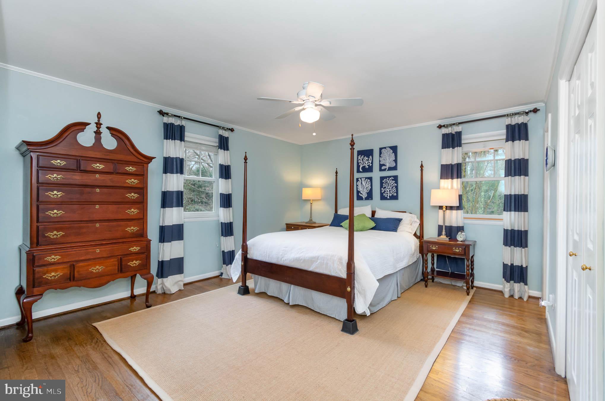 231 Falcon Drive Pasadena, MD 21122 - Photo 23 of 37 Primary bedroom