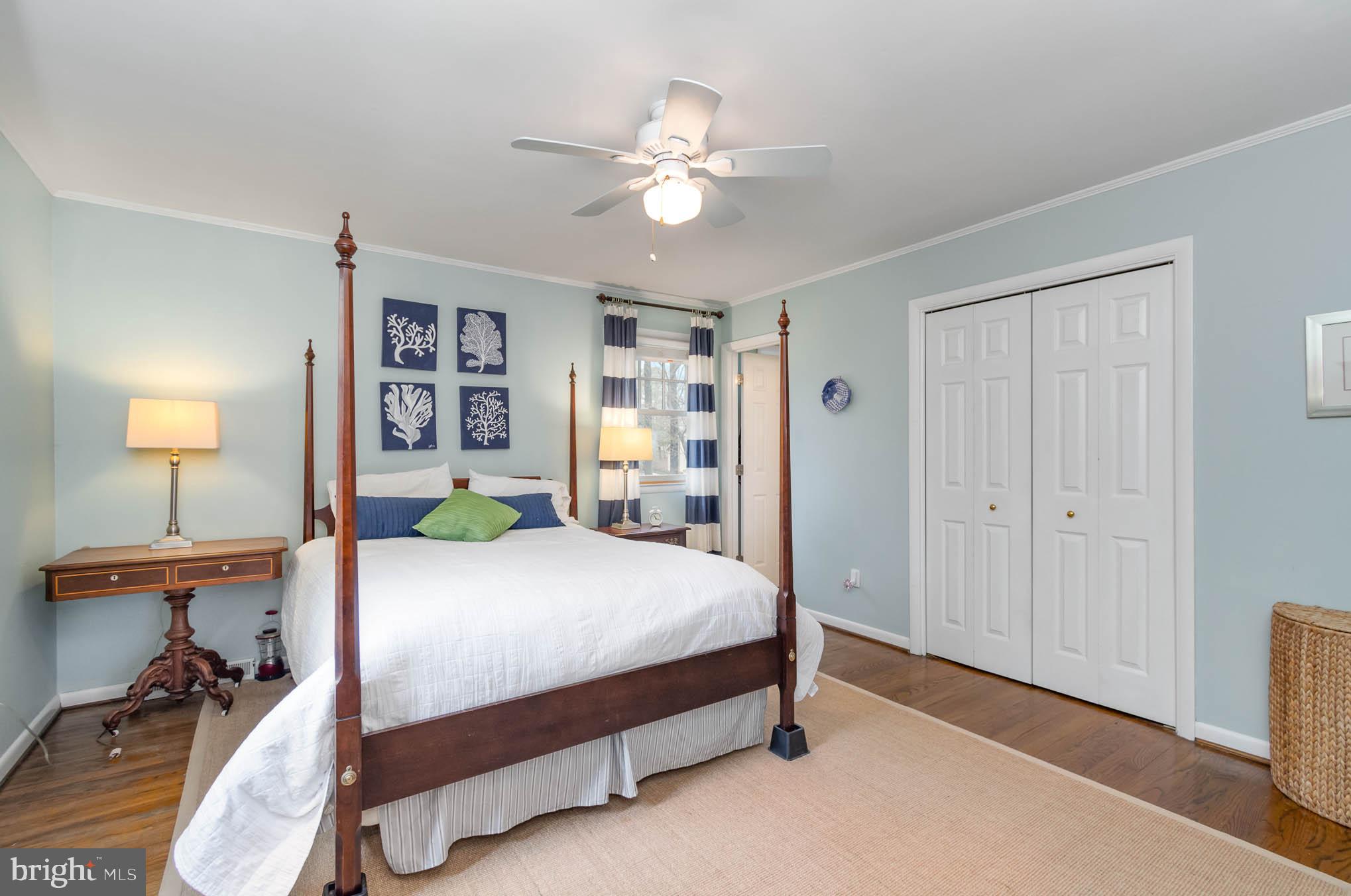 231 Falcon Drive Pasadena, MD 21122 - Photo 24 of 37 Features his and her closets