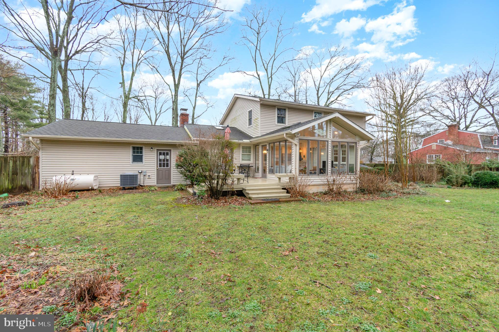 231 Falcon Drive Pasadena, MD 21122 - Photo 29 of 37 Fenced backyard