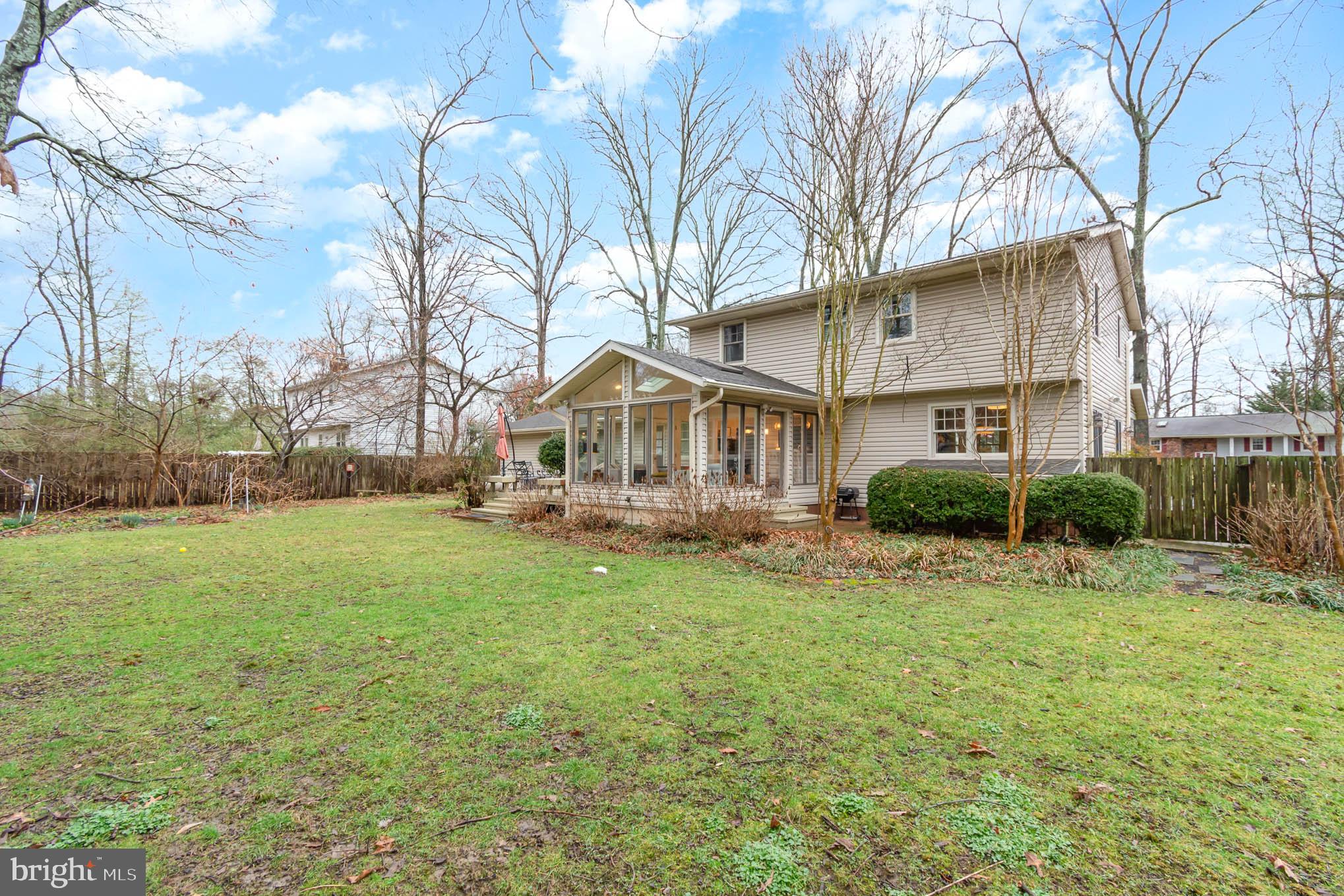 231 Falcon Drive Pasadena, MD 21122 - Photo 30 of 37 Level lot, partially wooded