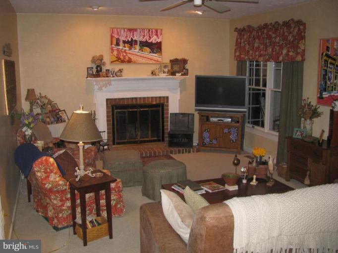 1216 Ambridge Road Bel Air, MD 21014 - Photo 4 of 12 Family Room