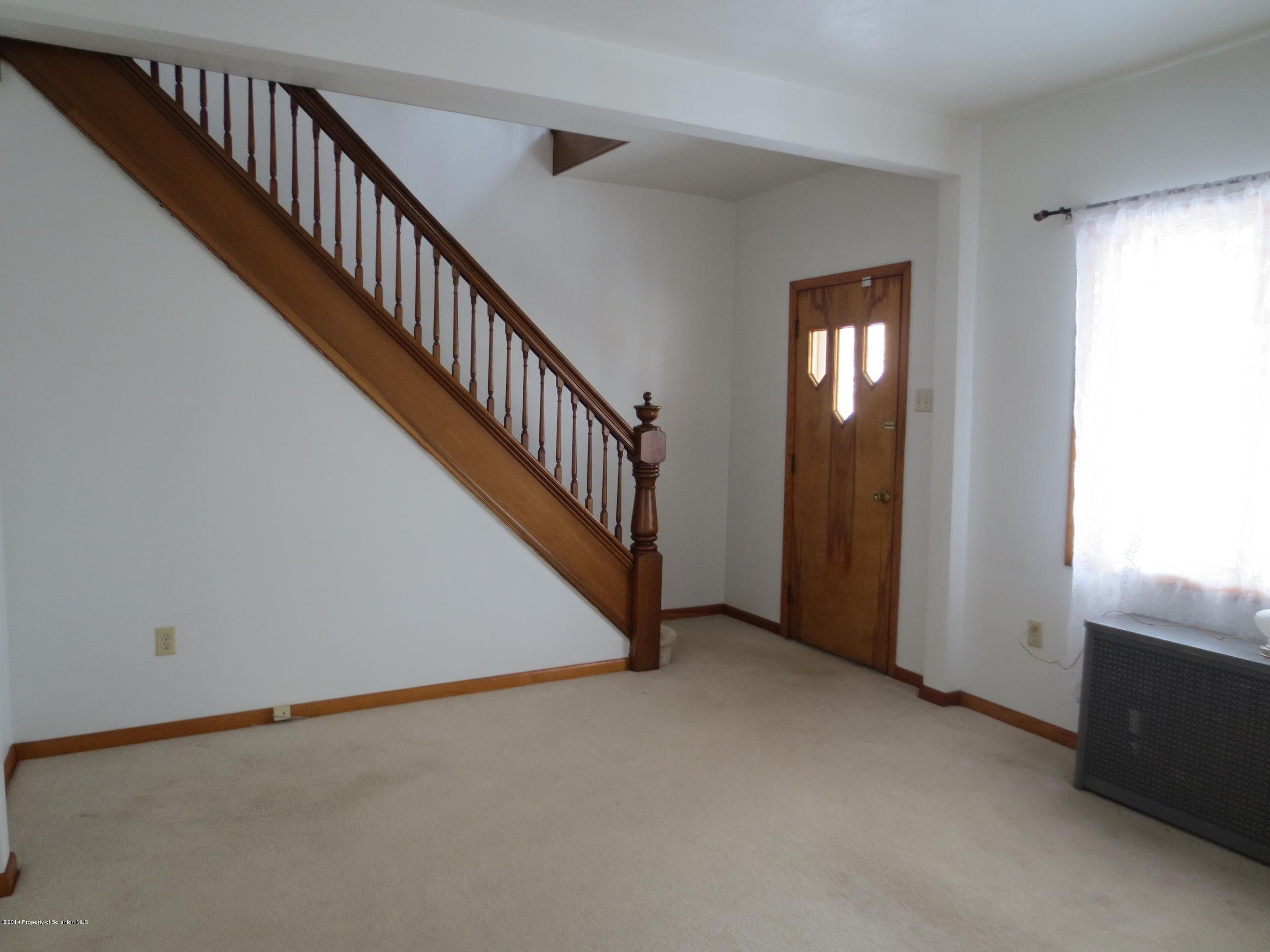 1133 Rundle Street Scranton, PA 18504 - Photo 2 of 16 Gallery Image 2