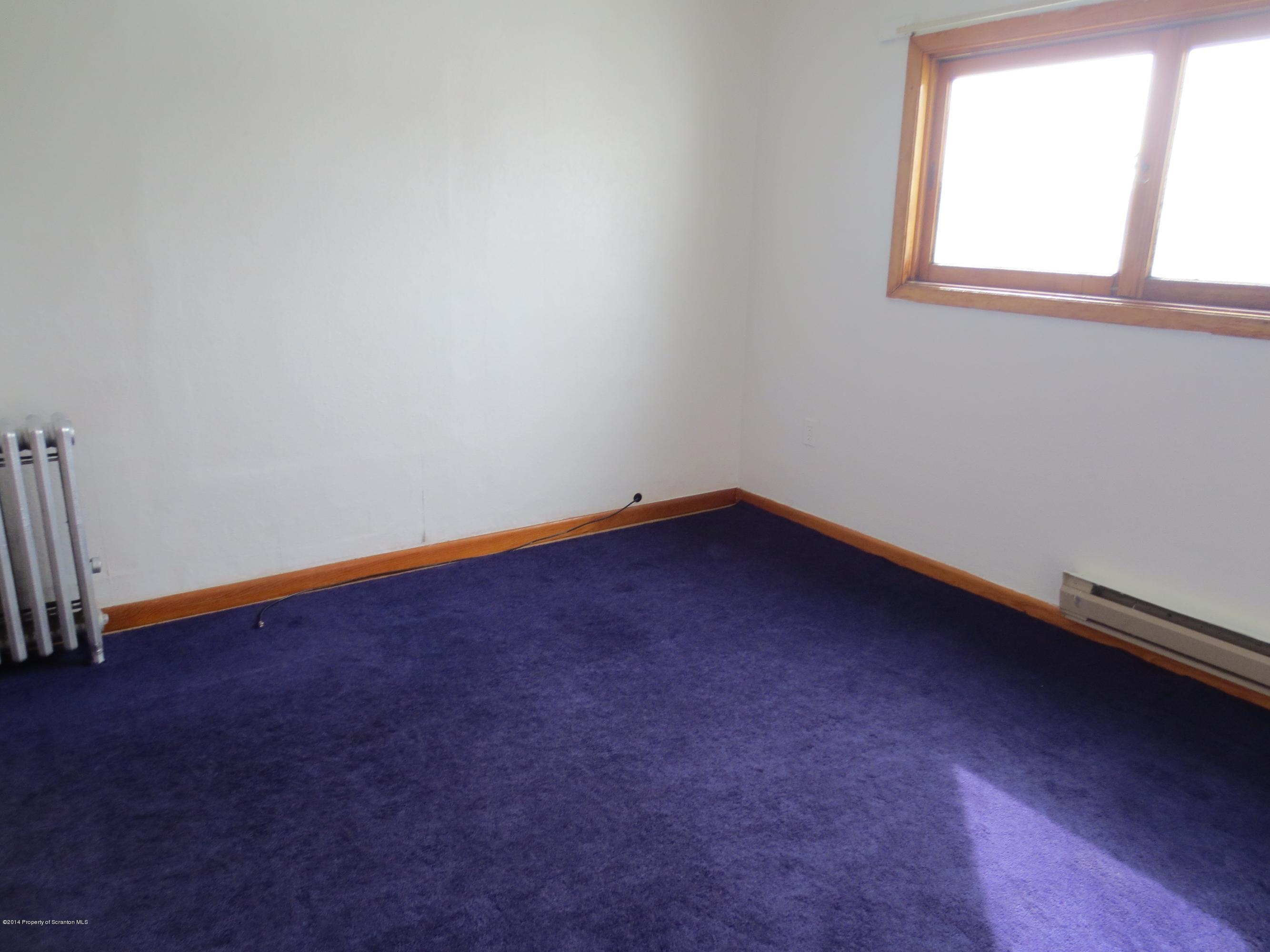 1133 Rundle Street Scranton, PA 18504 - Photo 9 of 16 Gallery Image 9