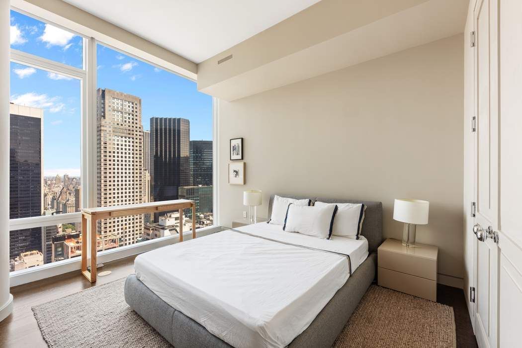 20 West 53rd Street, Unit 37A Manhattan, NY 10019 - Photo 6 of 8