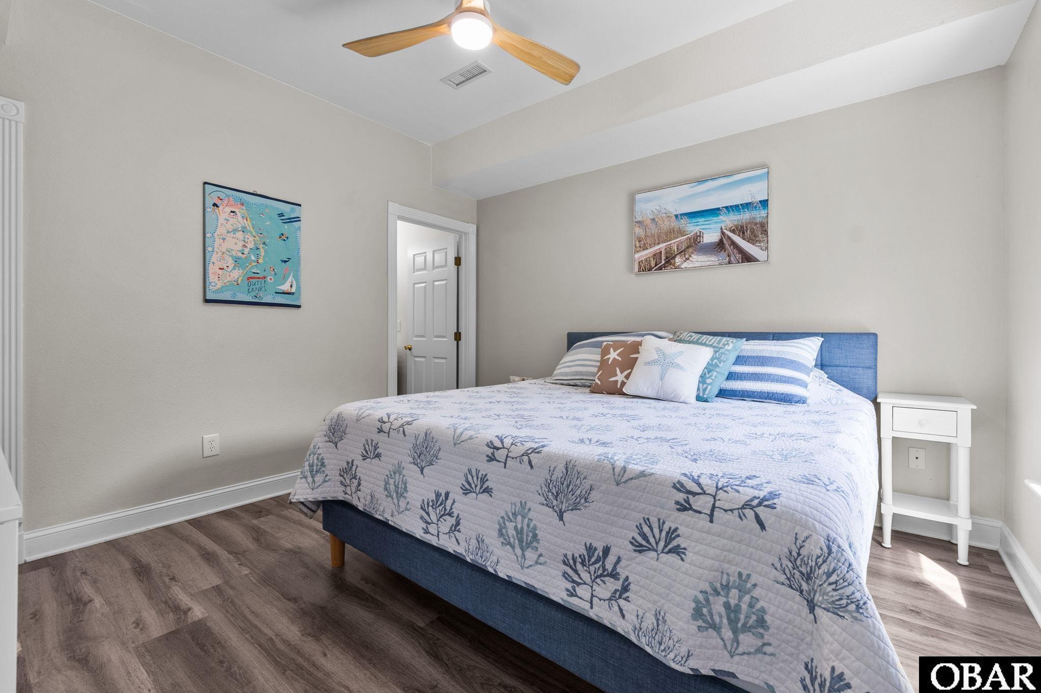 26204 Jolly Roger Road Salvo, NC 27982 - Photo 17 of 33 Bedroom 4