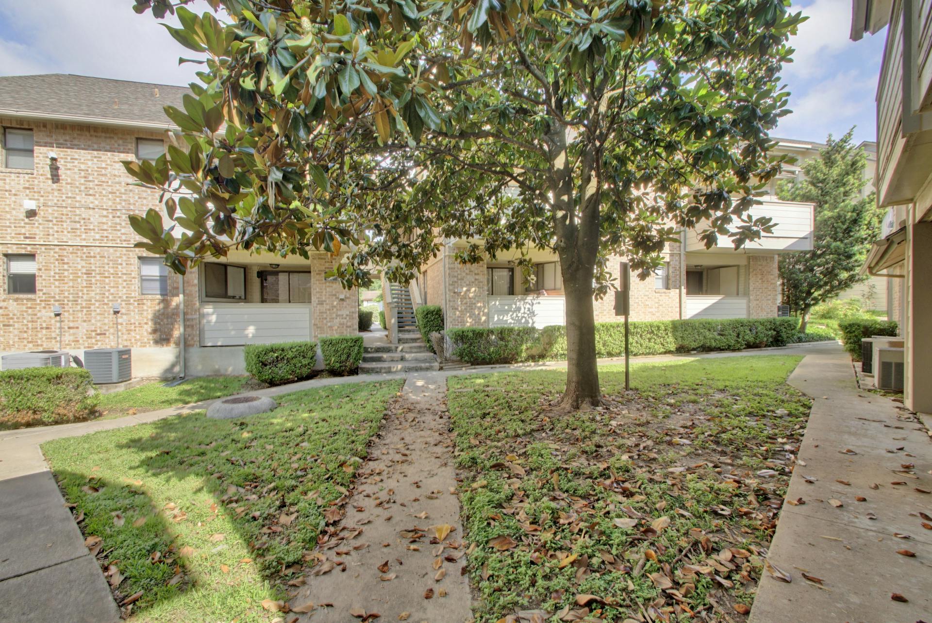 2500 Burleson Road, Unit 319 Austin, TX 78741 - Photo 3 of 22