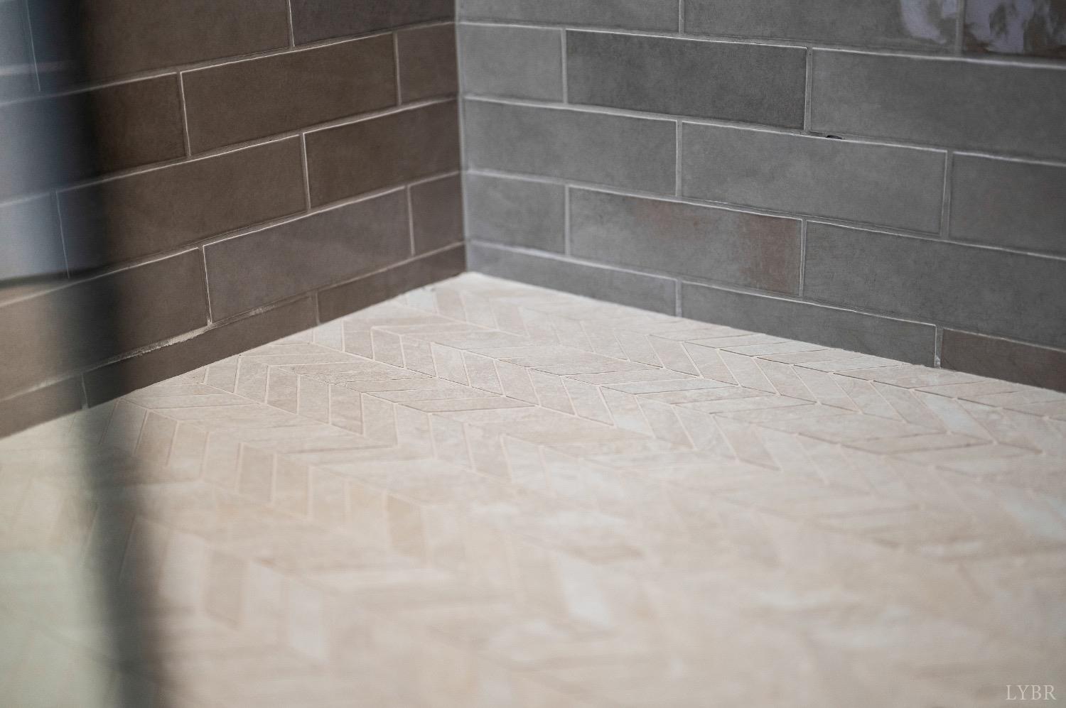 4424 Goode Road Goode, VA 24556 - Photo 39 of 71 a view of a room with empty racks