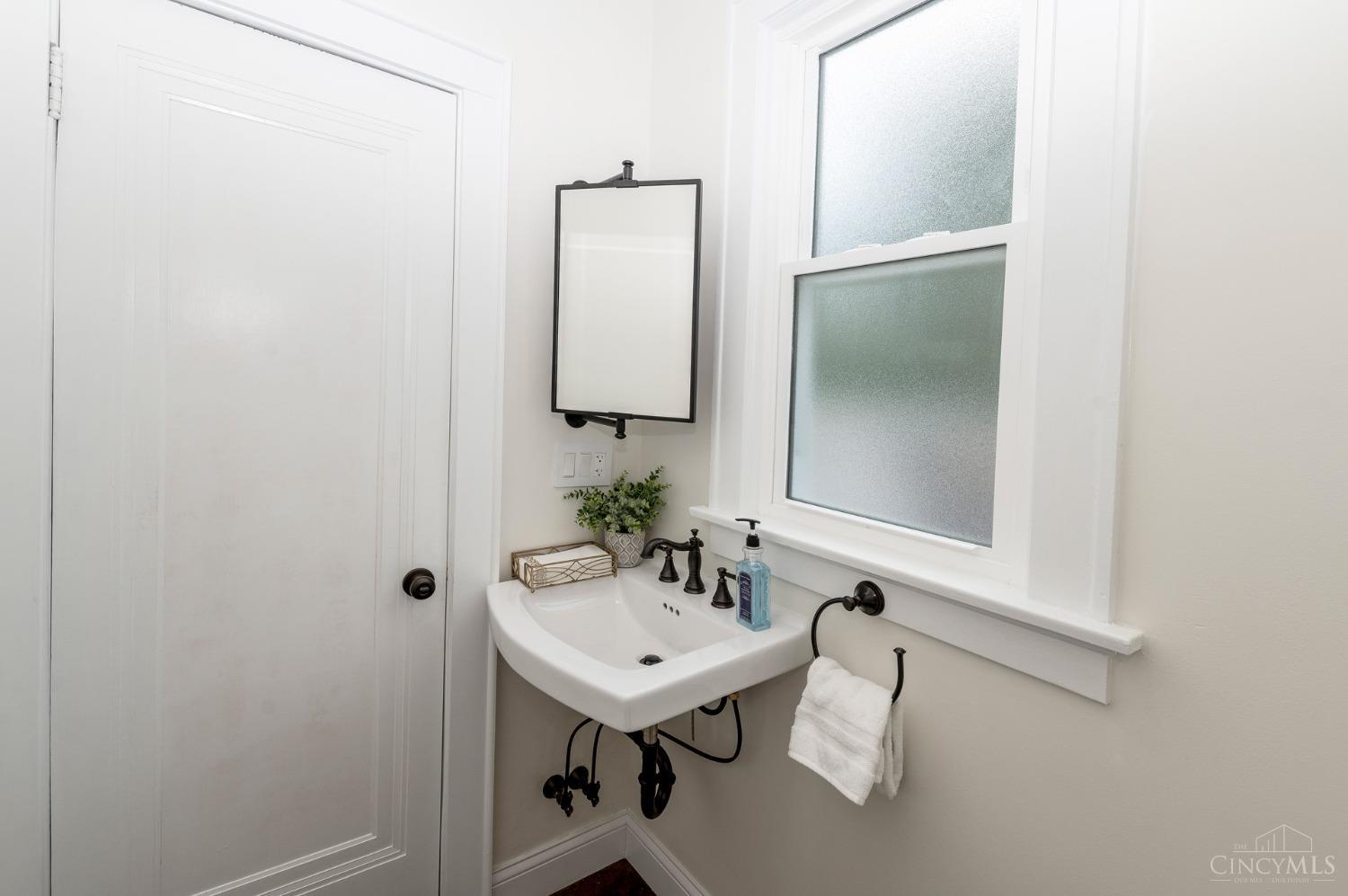 3050 Diehl Road Cincinnati, OH 45211 - Photo 36 of 87 Gallery Image 36