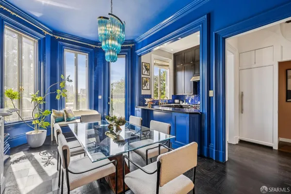 a view of an entryway