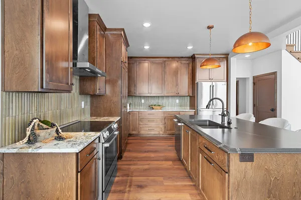 $719,900 | 302 Lansdowne Street, De Pere, WI 54115