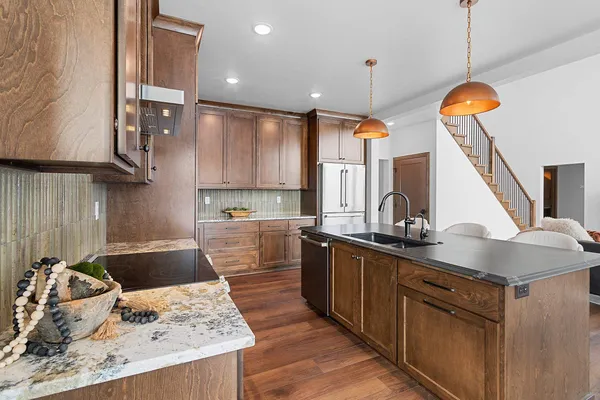 $719,900 | 302 Lansdowne Street, De Pere, WI 54115