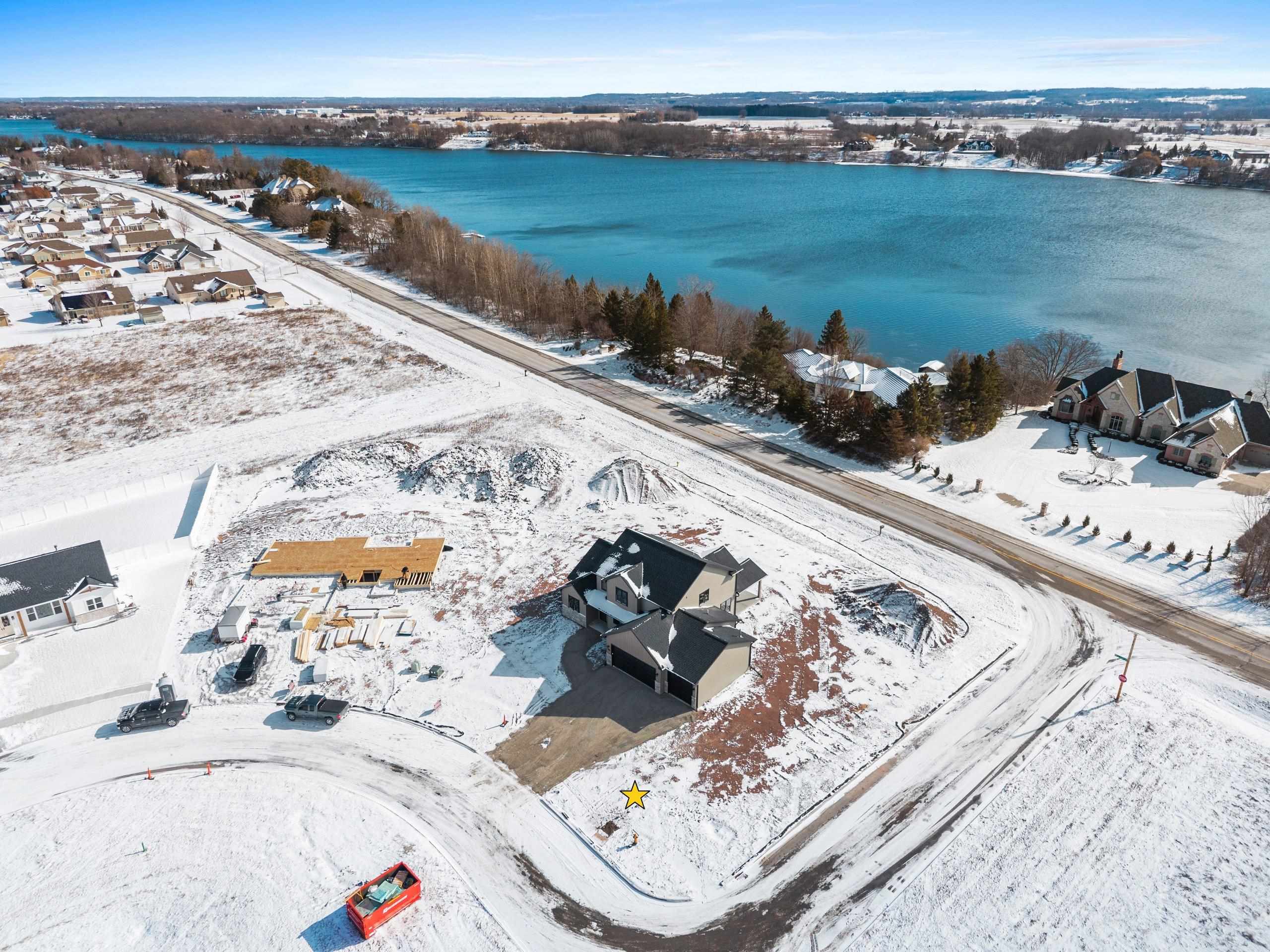 302 Lansdowne Street De Pere, WI 54115 - Photo 2 of 63