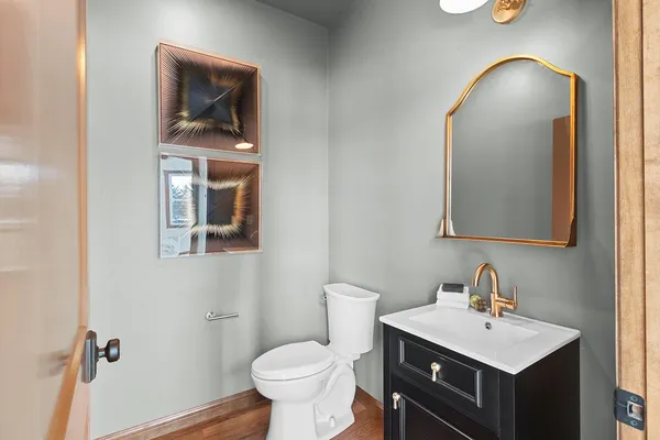 $719,900 | 302 Lansdowne Street, De Pere, WI 54115