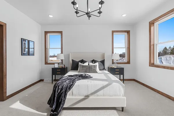 $719,900 | 302 Lansdowne Street, De Pere, WI 54115