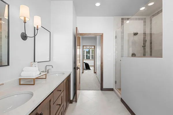 $719,900 | 302 Lansdowne Street, De Pere, WI 54115