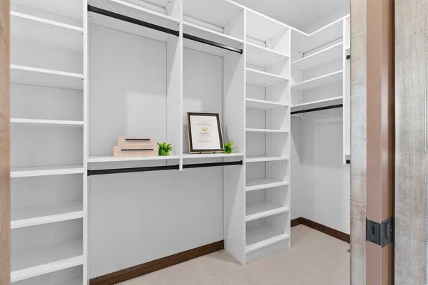 $719,900 | 302 Lansdowne Street, De Pere, WI 54115