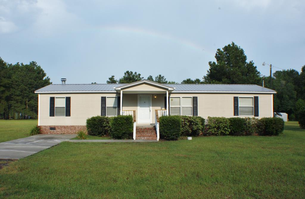 828 Raccoon Road Bishopville, SC 29010 - Photo 1 of 1 Gallery Image 1