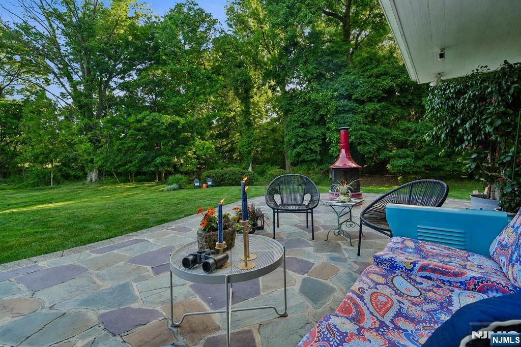 95 Yantacaw Brook Road Montclair, NJ 07043 - Photo 2 of 48