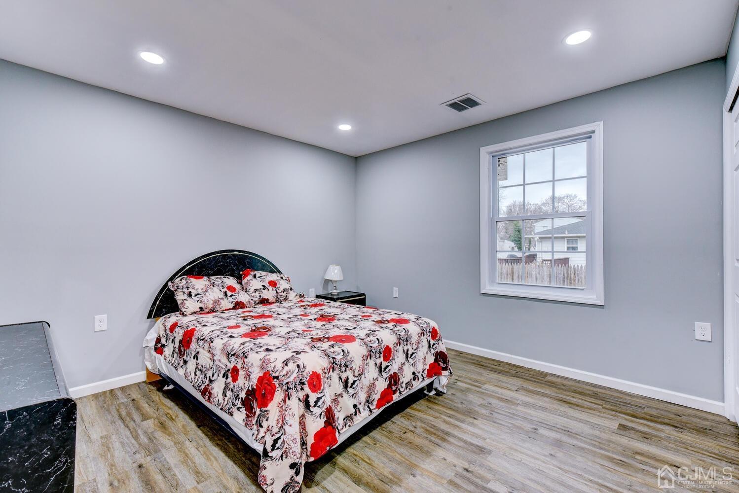 24 Landvale Road Spotswood, NJ 08884 - Photo 12 of 25