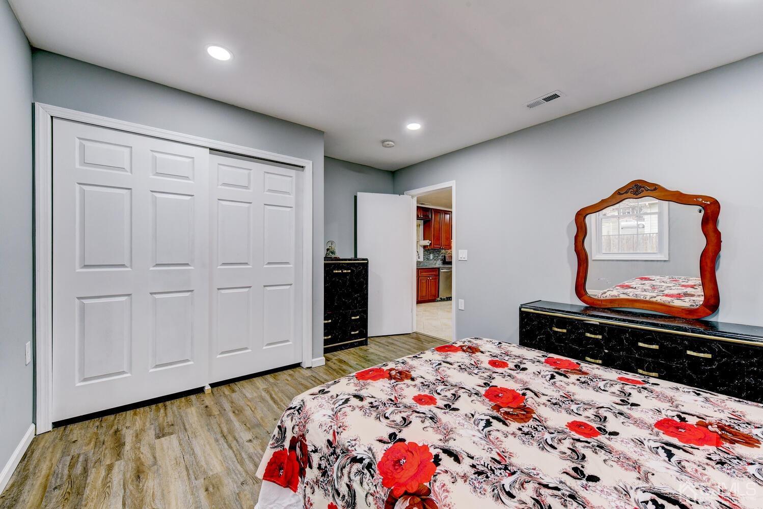 24 Landvale Road Spotswood, NJ 08884 - Photo 13 of 25