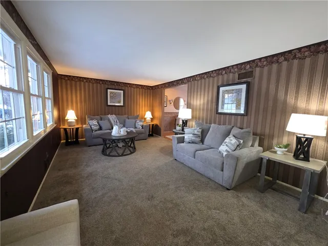 $199,900 | 401 West Jackson Street, Palmyra, NY 14522