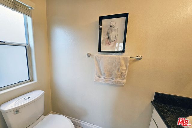 $3,200 | 11524 Moorpark Street, Unit 1, North Hollywood, CA 91602