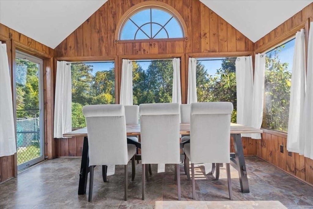 85 Dennison Hill Road Southbridge, MA 01550 - Photo 17 of 37 Gallery Image 17