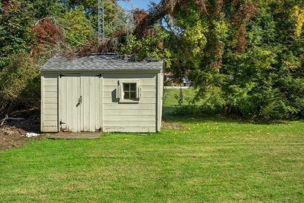 85 Dennison Hill Road Southbridge, MA 01550 - Photo 36 of 37 Gallery Image 36