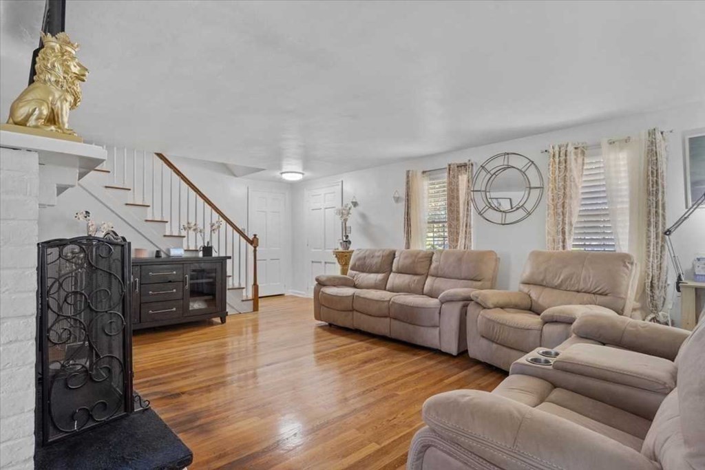 85 Dennison Hill Road Southbridge, MA 01550 - Photo 7 of 37 Gallery Image 7