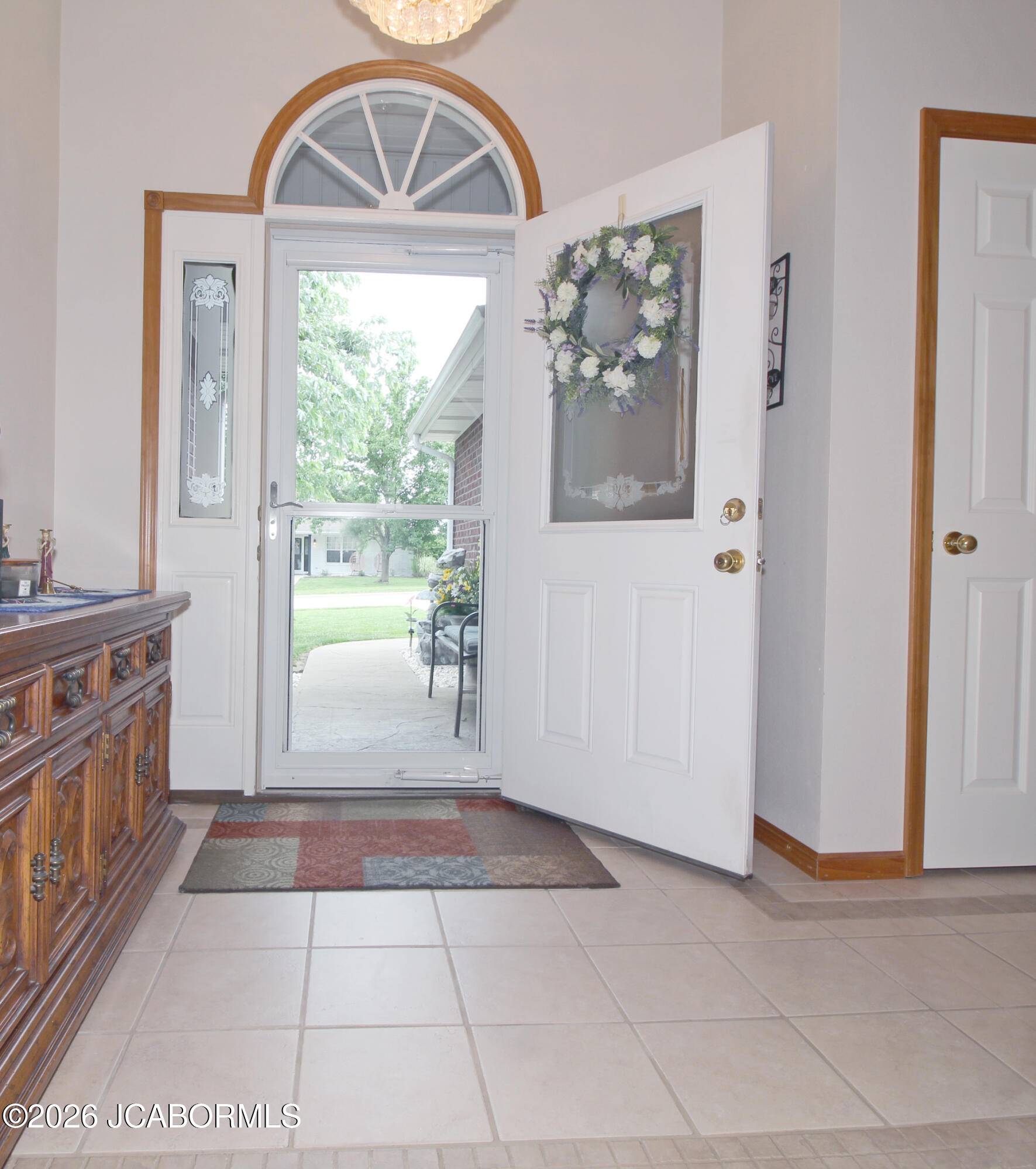 135 Spring Avenue Holts Summit, MO 65043 - Photo 4 of 21