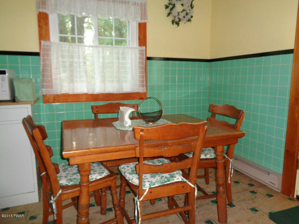 15 Hawleywood Road Hawley, PA 18428 - Photo 16 of 27