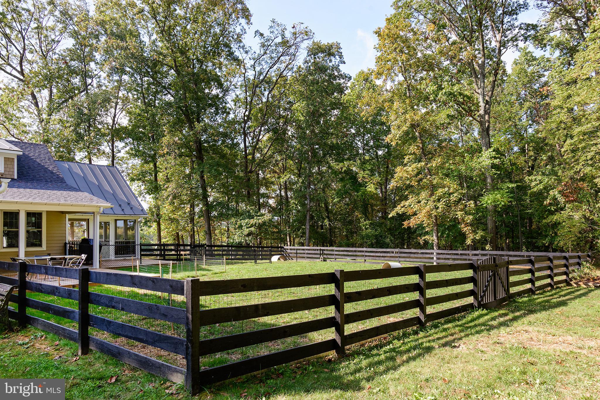 21020 St Louis Road Middleburg, VA 20117 - Photo 17 of 47 Fenced Area off Back Porch