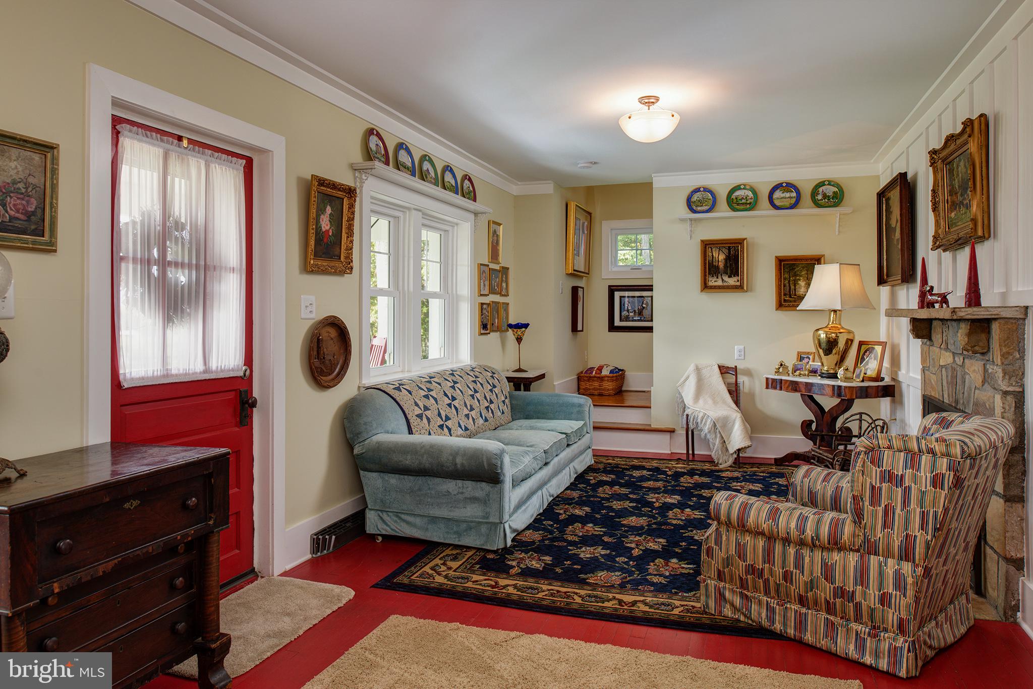 21020 St Louis Road Middleburg, VA 20117 - Photo 34 of 47 Living Room