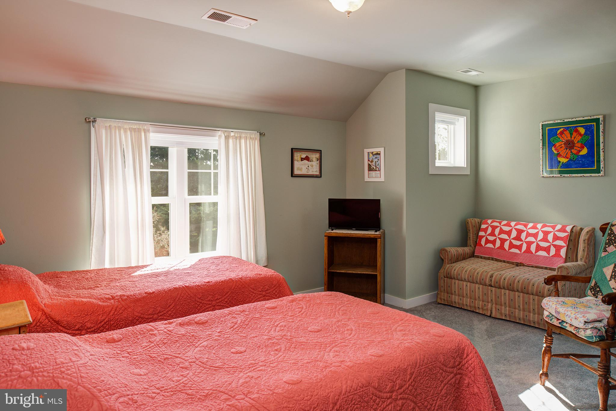 21020 St Louis Road Middleburg, VA 20117 - Photo 45 of 47 Bedroom 2