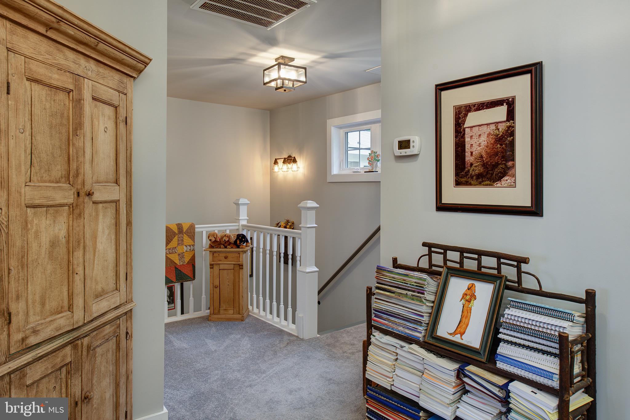 21020 St Louis Road Middleburg, VA 20117 - Photo 46 of 47 Hall Area